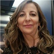 Maestra y PT con más de 15 años de experiencia y profesora acreditada de español B1-B2. Enseñanza adaptada individualizada.